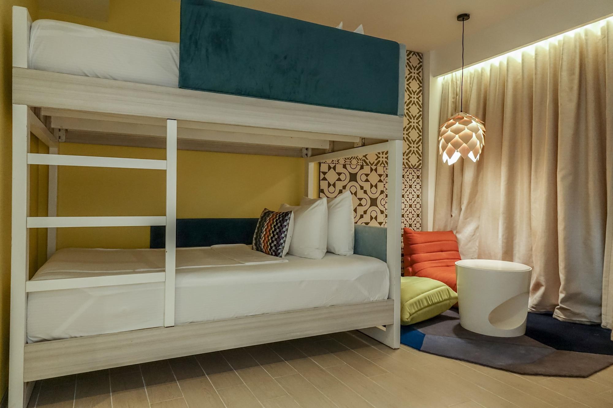 Hue Hotels And Resorts Puerto Princesa Managed By Hii Ngoại thất bức ảnh